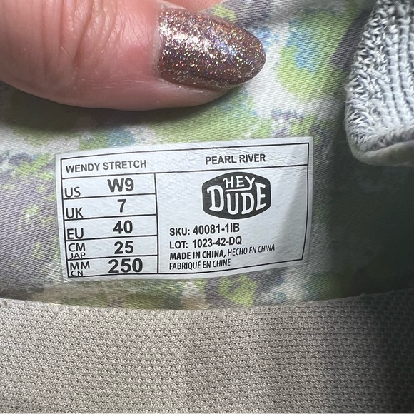Hey Dude Womens Size 9 - Picture 4 of 6